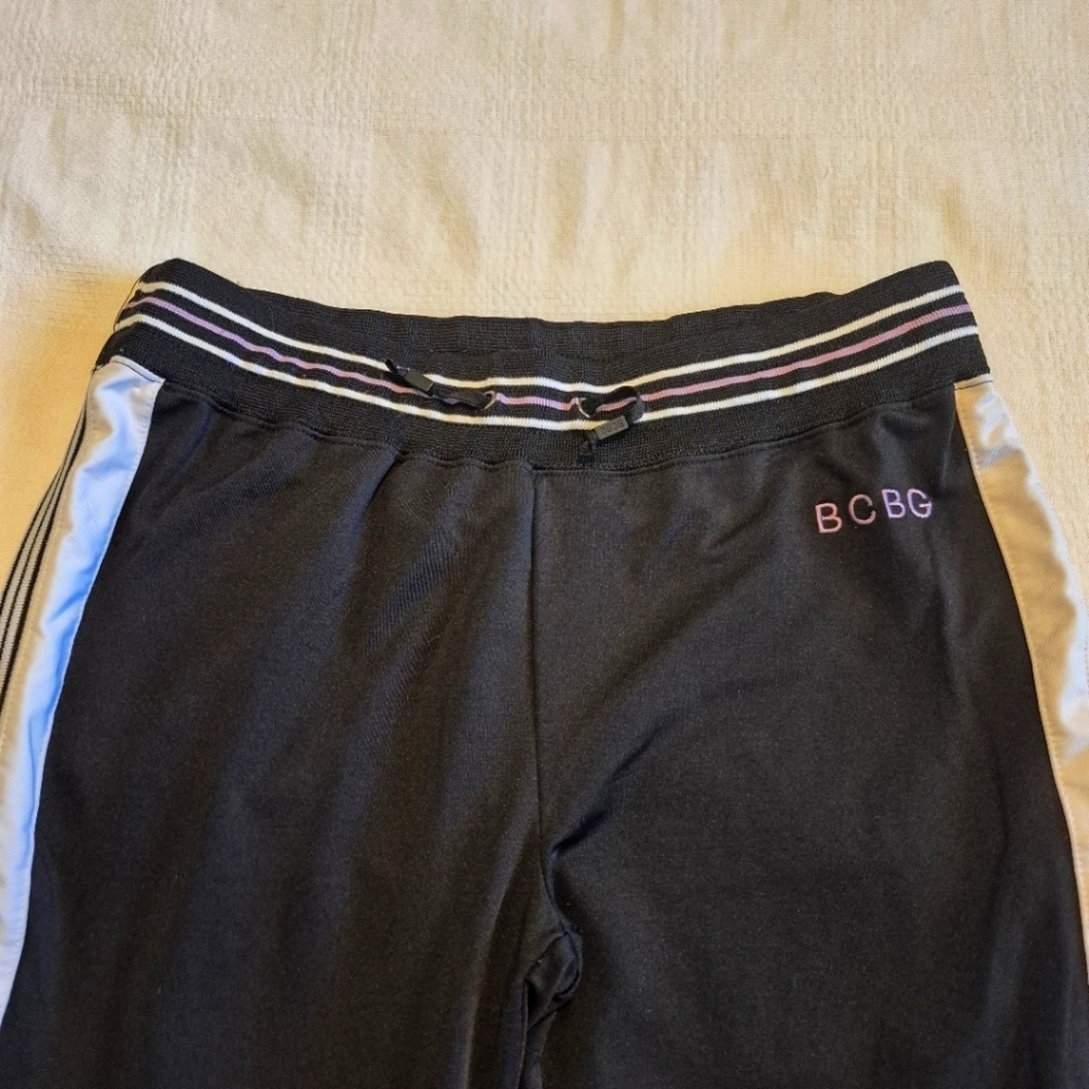 BCBGmaxazria women's size Large black cropped jogging pants, VGUC - Picture 3 of 7